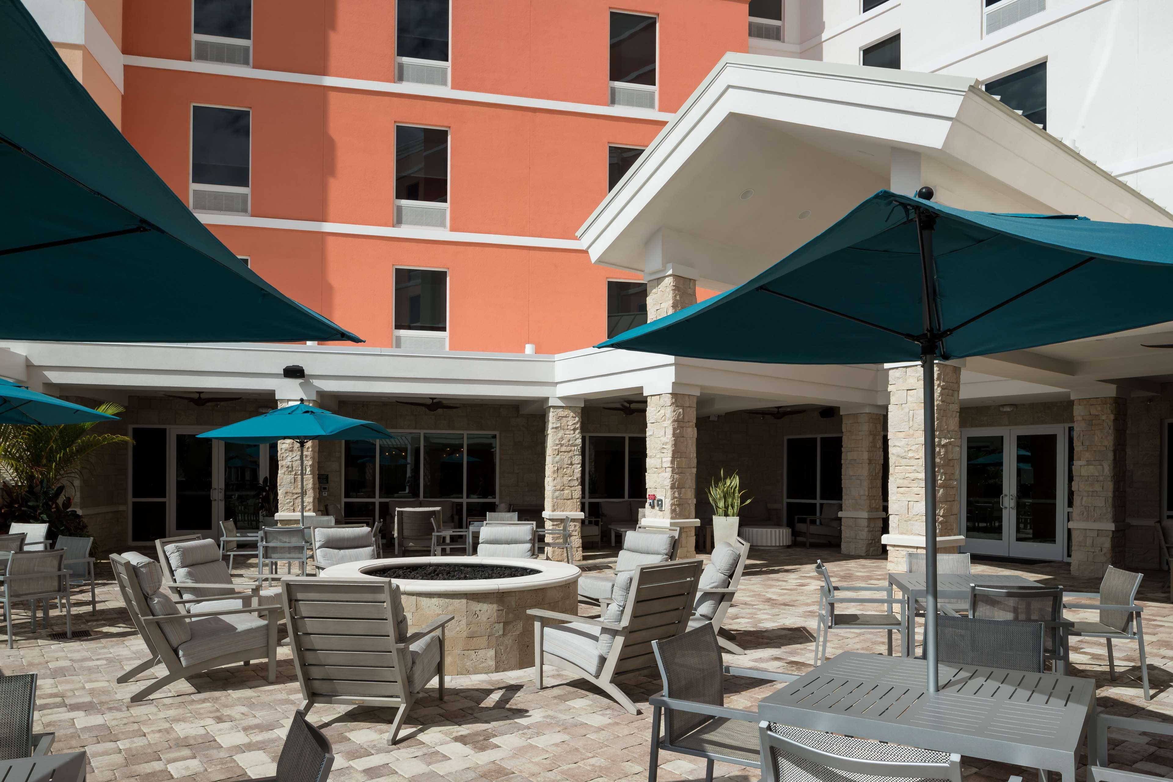 Hampton Inn & Suites Cape Canaveral Cruise Port, Fl Exterior foto